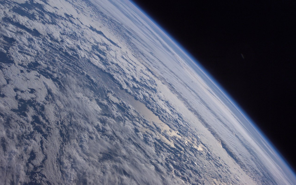 earth-horizon.png